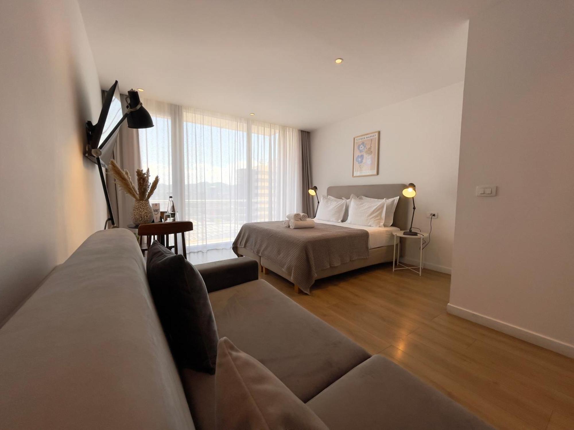 Rooftop Aparthotel